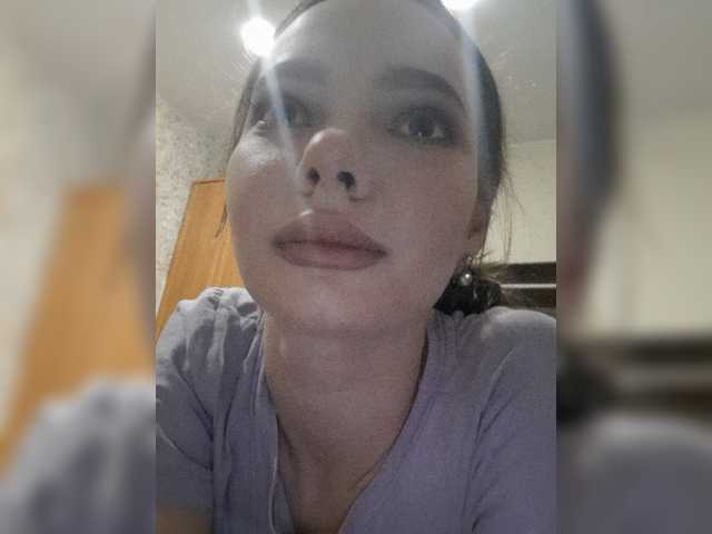 प्रसारण स्क्रीनशॉट MO69Lli