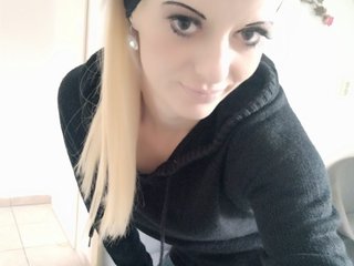 कामुक वीडियो चैट MoaningKitty23