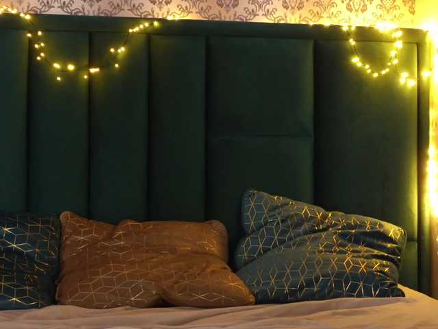 प्रसारण स्क्रीनशॉट MollySkyler