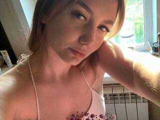 कामुक वीडियो चैट moni-cartier