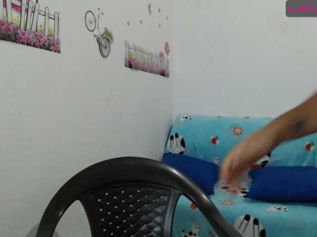 प्रसारण स्क्रीनशॉट monica-squirt