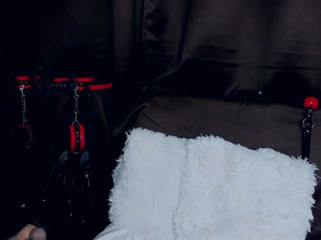 प्रसारण स्क्रीनशॉट MonicaBlaze