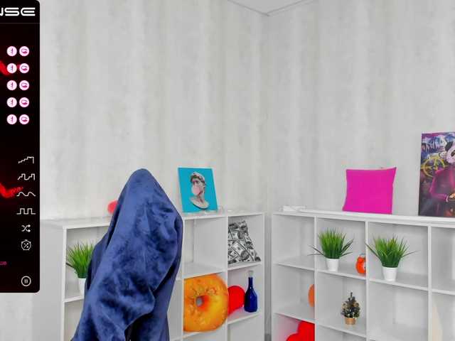 प्रसारण स्क्रीनशॉट MonicaGucci