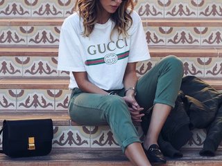 कामुक वीडियो चैट MonicaGucci