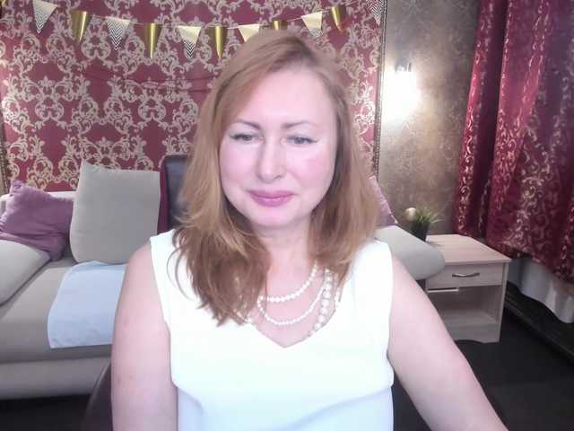 प्रसारण स्क्रीनशॉट MonicaMoor