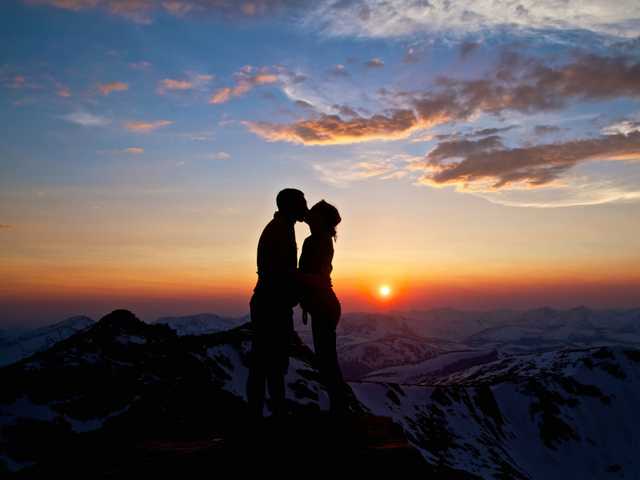 प्रोफ़ाइल की तस्वीर Mr-and-Mrs
