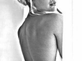 कामुक वीडियो चैट naidenss