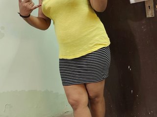 कामुक वीडियो चैट Nainaa