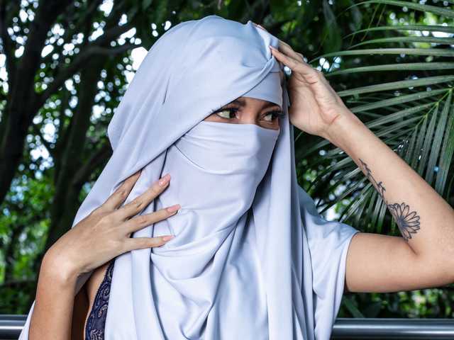 प्रोफ़ाइल की तस्वीर naishaa1