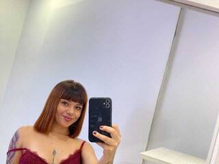 कामुक वीडियो चैट NaiveCallie