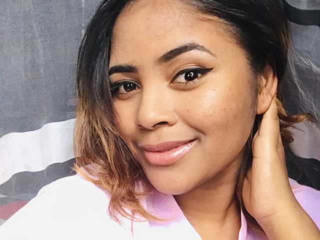 प्रोफ़ाइल की तस्वीर Nancie009