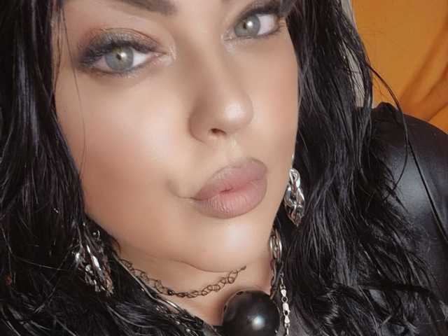प्रोफ़ाइल की तस्वीर Nastywoman4u
