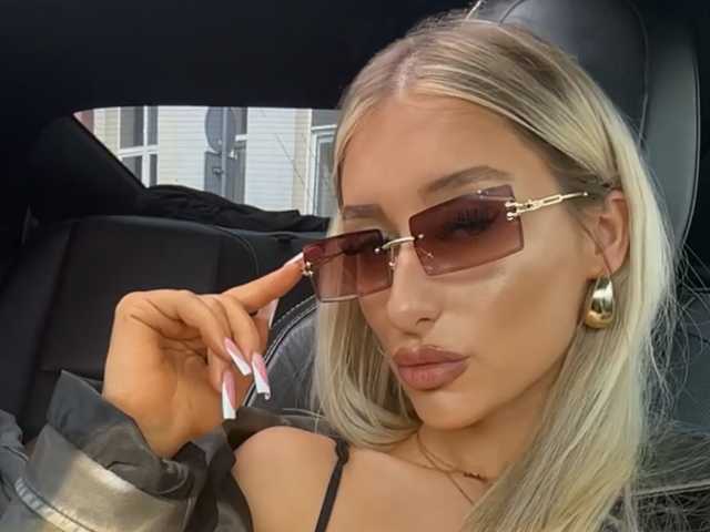 प्रोफ़ाइल की तस्वीर NatalieFlirt
