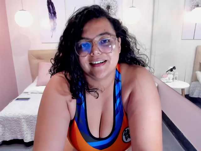तस्वीरें Natamitch Guys, I need your support to buy a very special new toy, it will be an ejaculator dildo, imagine the possibilities. they are 843 tokens ... so lets go for it!!!!