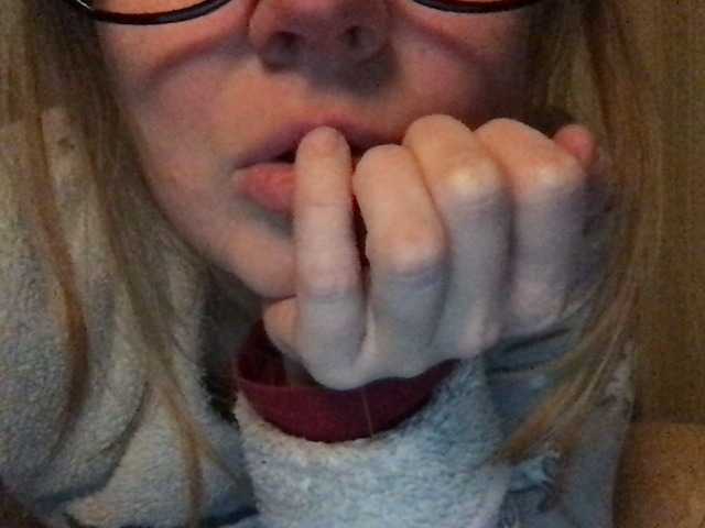 प्रसारण स्क्रीनशॉट naturalblonde