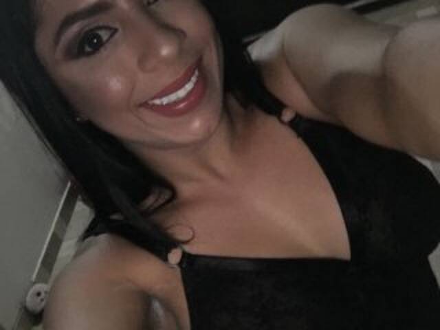 प्रोफ़ाइल की तस्वीर naughtydani