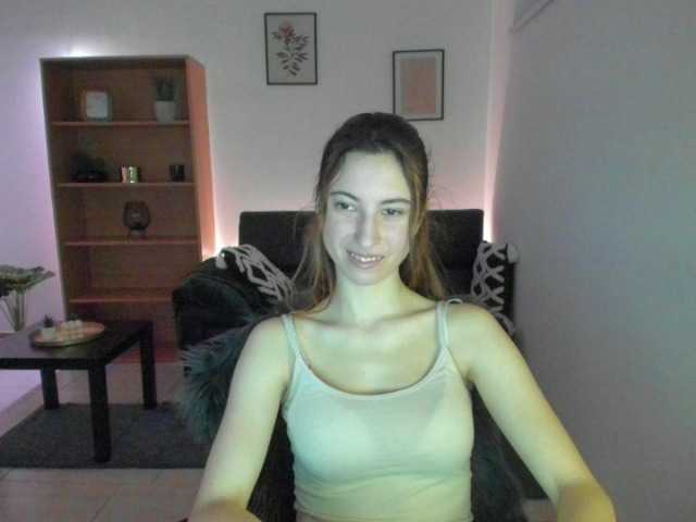 प्रसारण स्क्रीनशॉट naughtydanii1