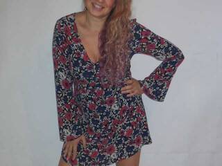 कामुक वीडियो चैट NelleTEASE