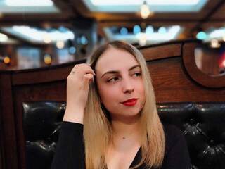 कामुक वीडियो चैट NelleVanile