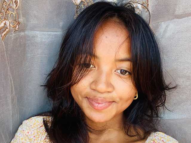 प्रोफ़ाइल की तस्वीर Nickylouama