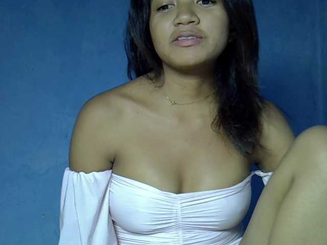 प्रसारण स्क्रीनशॉट Nickylouama