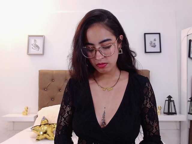 तस्वीरें NicoleBlum Wanna try the view of love? Look at my sexy eyes while i use very good my mouth... you know what i mean. / Blowjob at firts goal! #teen #sex #dildo #deepthroat #wet