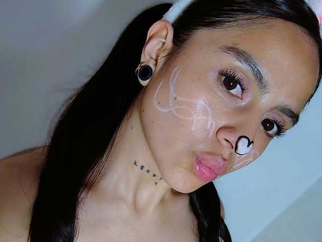 प्रोफ़ाइल की तस्वीर NicoleParker99