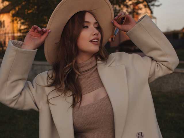 प्रोफ़ाइल की तस्वीर NicoleRicci