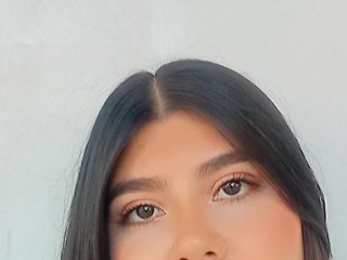 कामुक वीडियो चैट NicolleDiaz