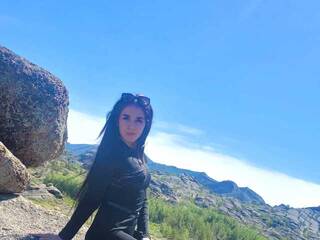 कामुक वीडियो चैट Nika-Marrkinson