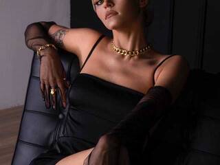 कामुक वीडियो चैट NikaChase