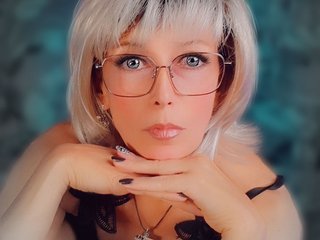 कामुक वीडियो चैट Nikaweblove