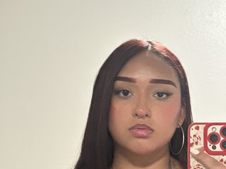 कामुक वीडियो चैट nikkigg003
