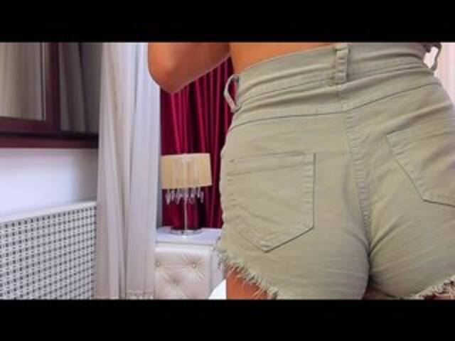 प्रसारण स्क्रीनशॉट NinaCrystal