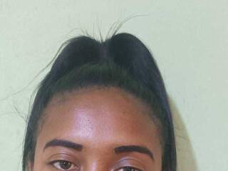 कामुक वीडियो चैट Nisaina