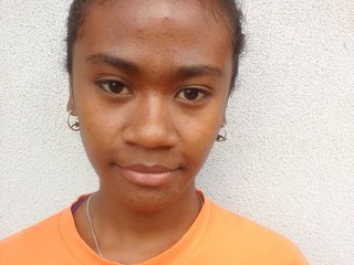 कामुक वीडियो चैट NYRINAH