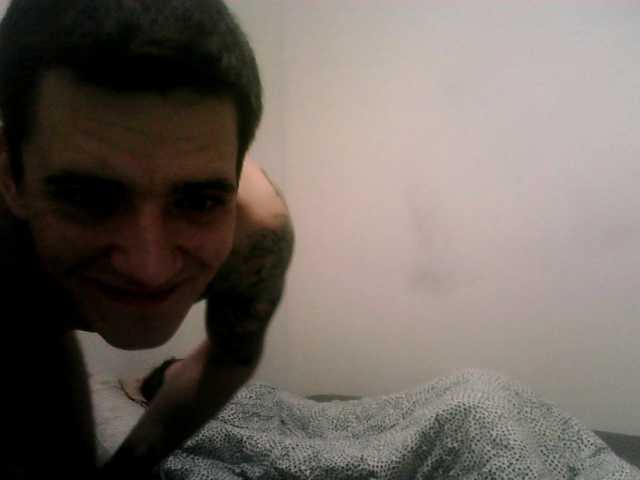 प्रोफ़ाइल की तस्वीर JustMaryed