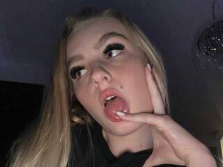 कामुक वीडियो चैट OliviaKisss