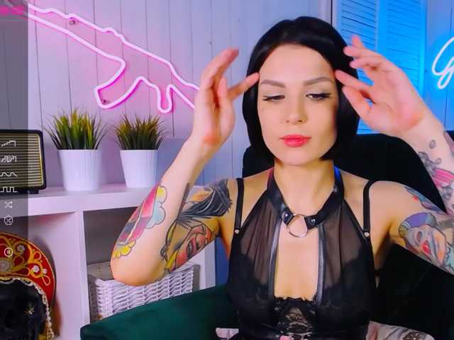 प्रसारण स्क्रीनशॉट Katherine_Moor