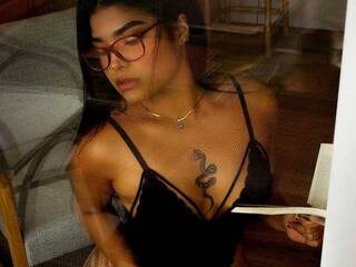 कामुक वीडियो चैट Pamela-Moreno