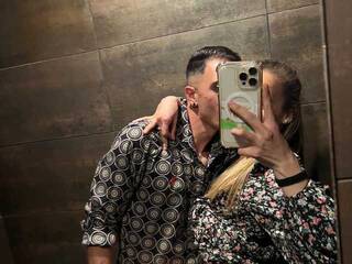 कामुक वीडियो चैट Parejaveintidos