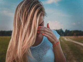 कामुक वीडियो चैट PARIS-HONEY