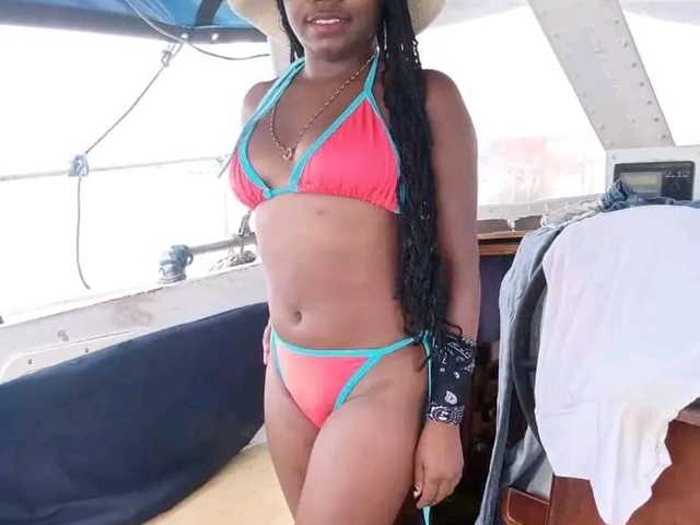 प्रोफ़ाइल की तस्वीर peenelopee