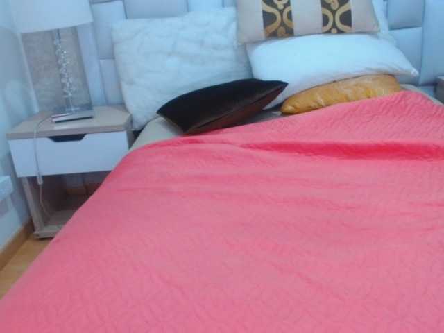 प्रसारण स्क्रीनशॉट Perla-wilson