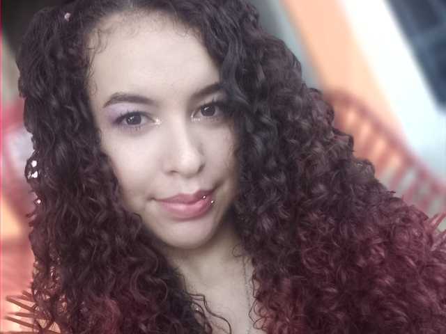 प्रोफ़ाइल की तस्वीर petitelucy