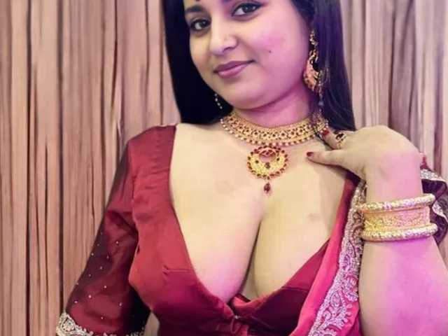 प्रोफ़ाइल की तस्वीर VyxenRose