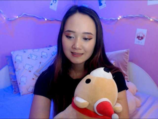 तस्वीरें PinkkiMoon My name is Pinki. I just started streaming. I am new here so please be gentle. >.< #Asian #new #teen We have epic Goal 700 and my shirt goes off . We made 488. 212 Until that happens ♥