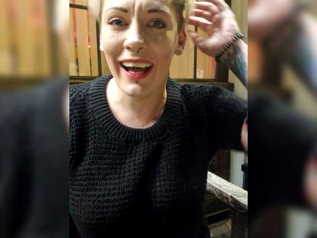 प्रसारण स्क्रीनशॉट Pinkthehawk