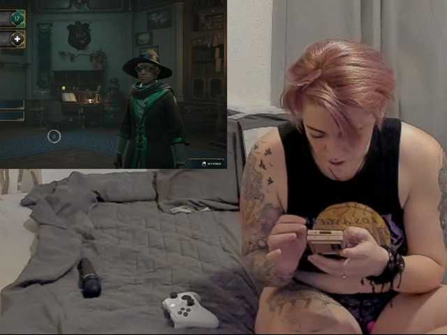 प्रसारण स्क्रीनशॉट Pinkthehawk