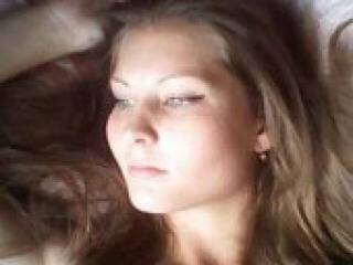 कामुक वीडियो चैट pitunya333